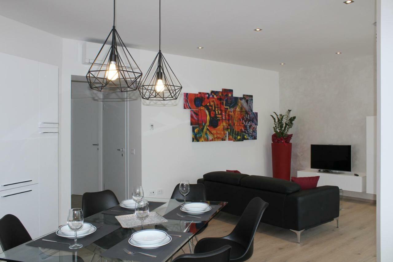 Cosy Torri Apartments トッリ・デル・ベーナコ エクステリア 写真